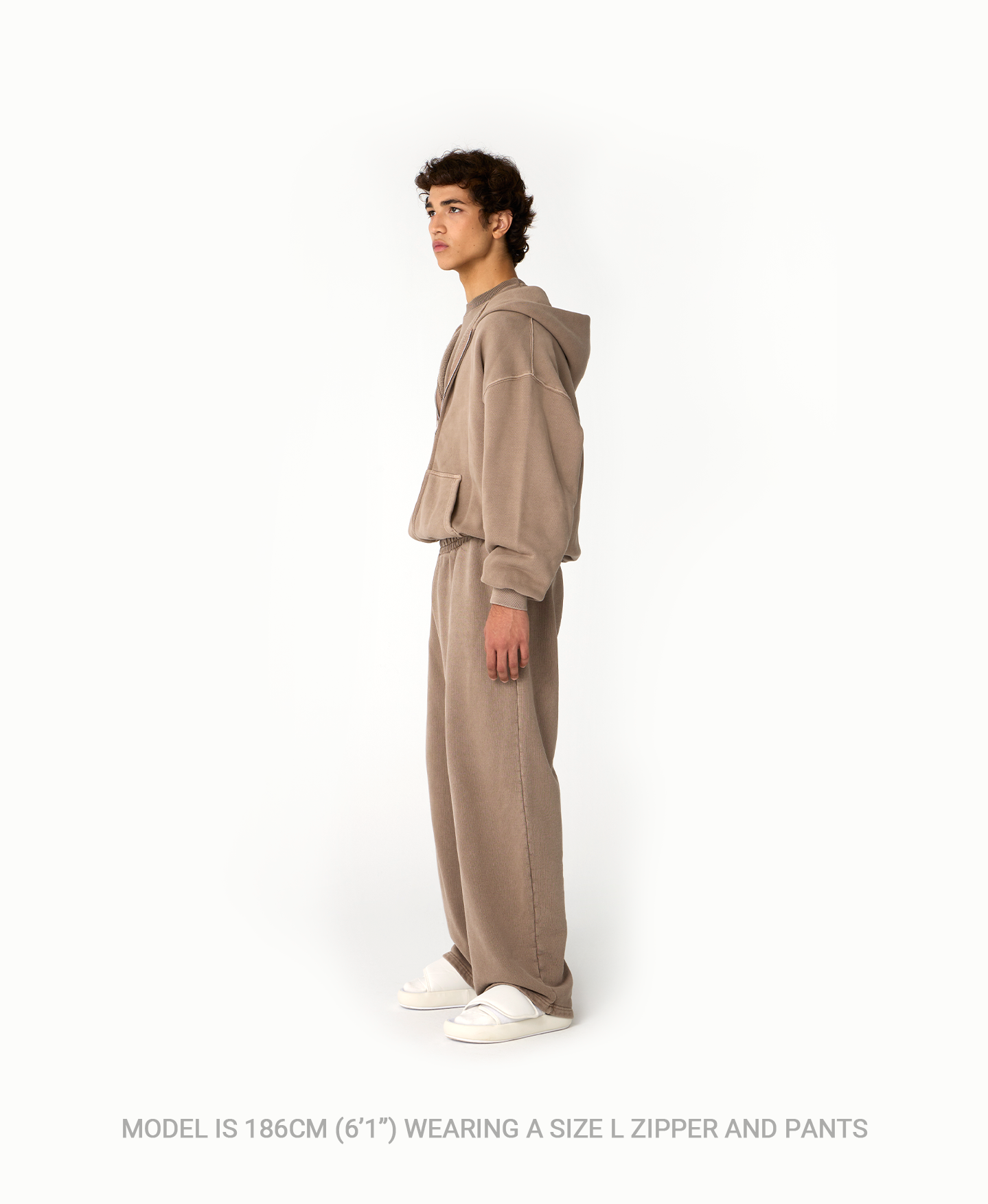 450 GSM 'Chocolate' Zipper