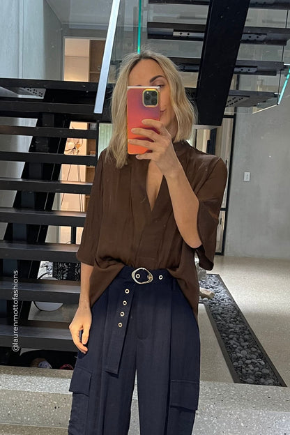 Cocoa Milan Fluted Blogger Shirt