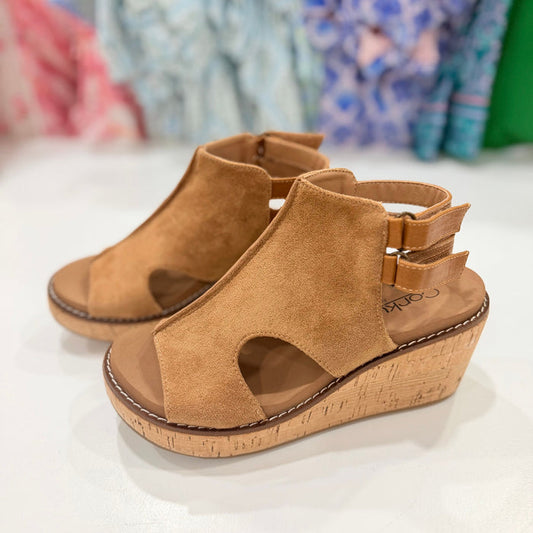 Falling Hard Wedge(Tobacco Suede)