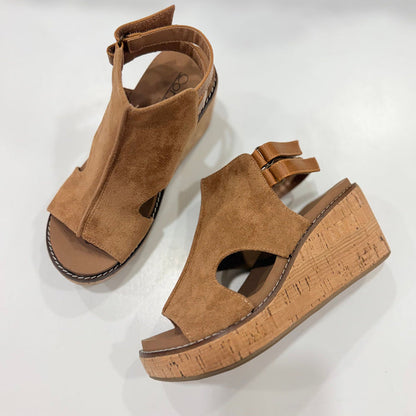 Falling Hard Wedge(Tobacco Suede)