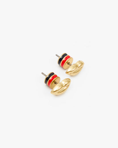 Lips Stud Earrings top view