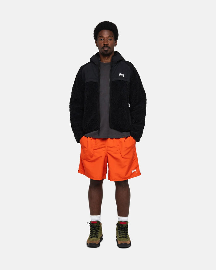 WATER SHORT STOCK - Four Street