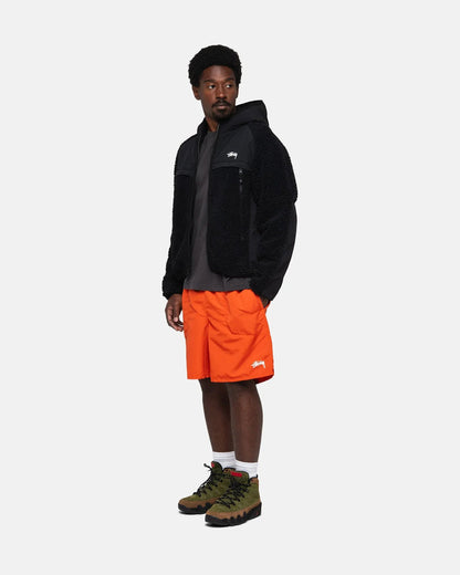 WATER SHORT STOCK - Four Street